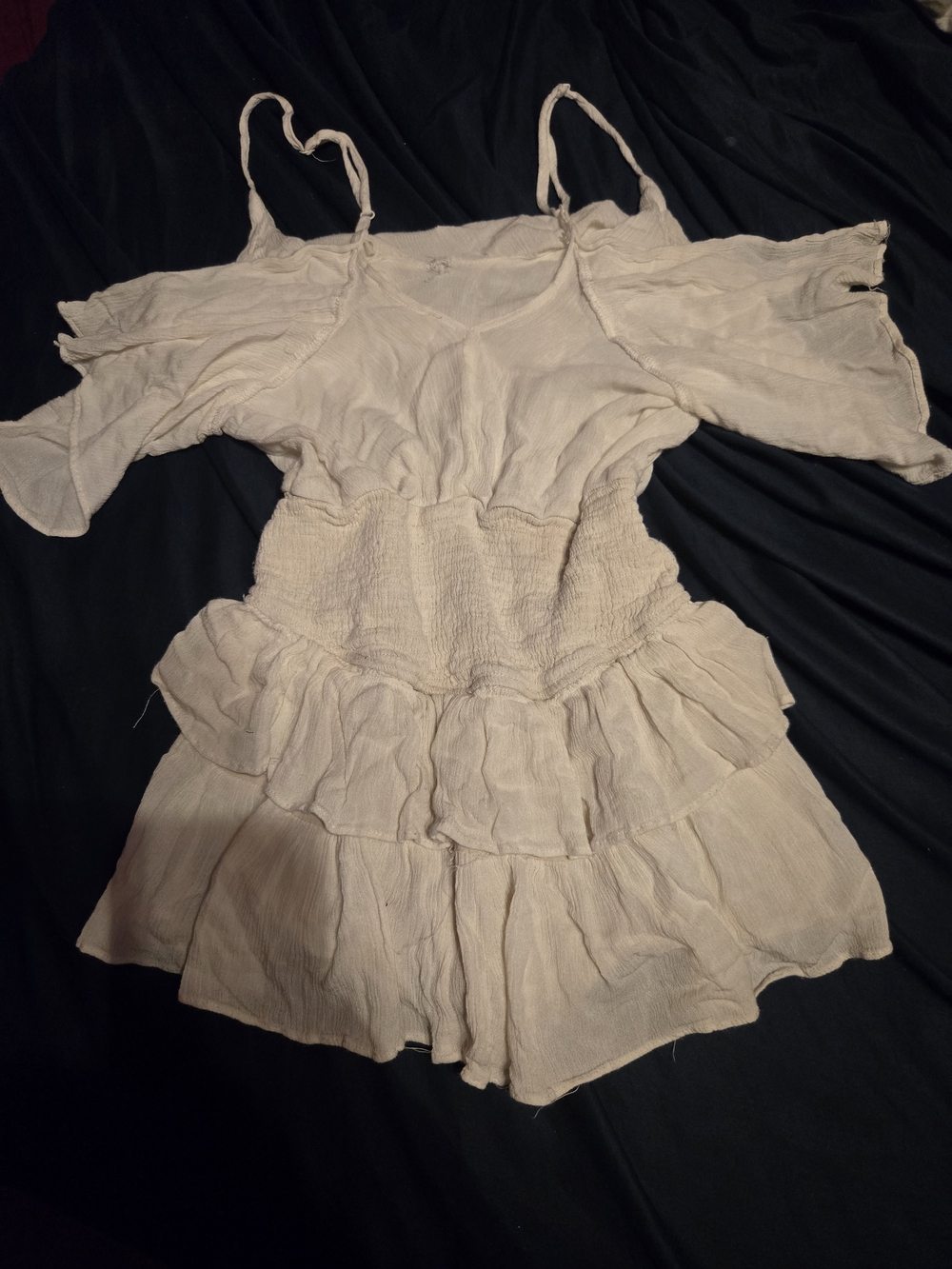 American Threads Cream Ruffle Off-Shoulder Romper